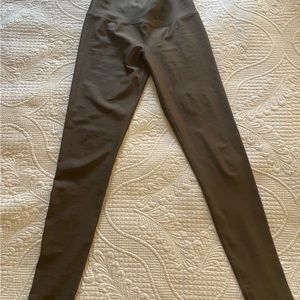 Medium brown Offline by Aerie leggings